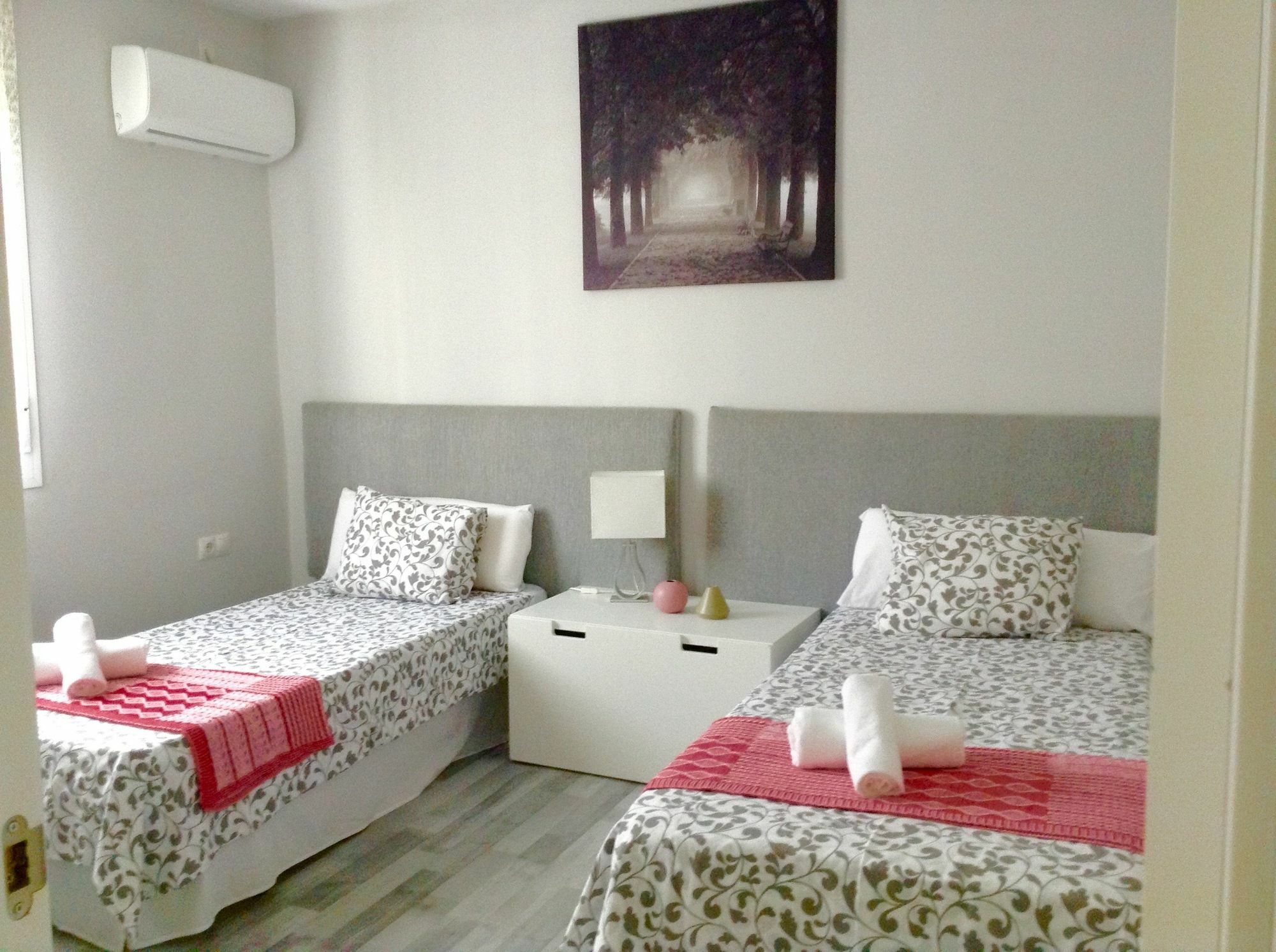 Apartamento Spectacularly Updated